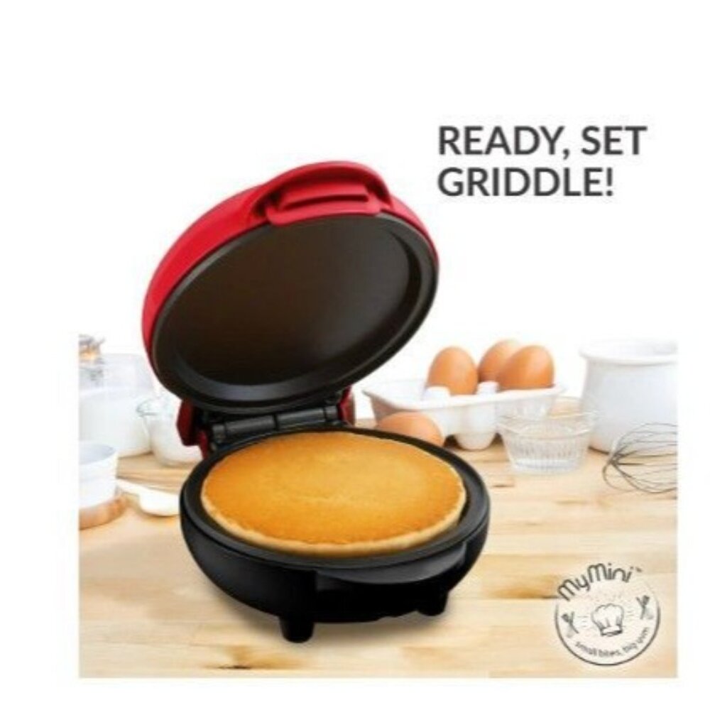 MyMimi 550-Watt Red Pancake Griddle